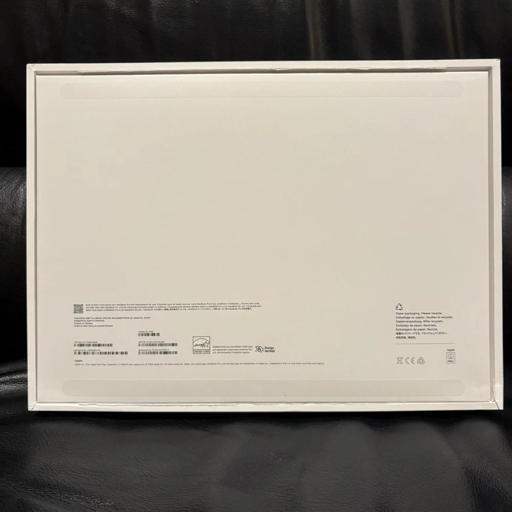 Lot Of 2 Empty‎ Boxes Apple MacBook Pro 14-inch Laptop Model A3401 And A3426